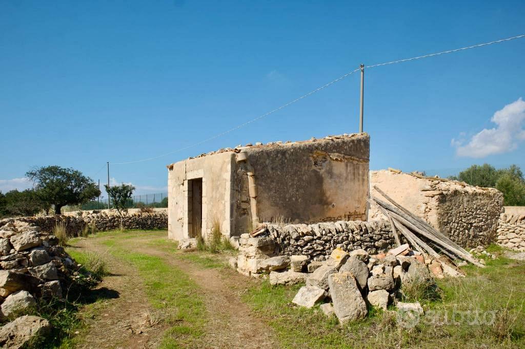 Terreno di 17735 m² a Santa Croce Camerina - Vista 2