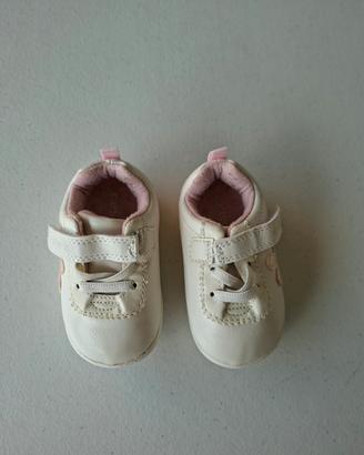 Scarpe primi passi bambina Carter's