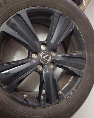 Cerchi in lega da 18" Lexus