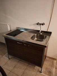 Mobile con lavello inox