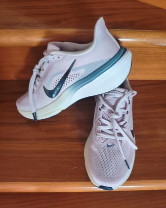 Nike Pegasus 42 running da strada