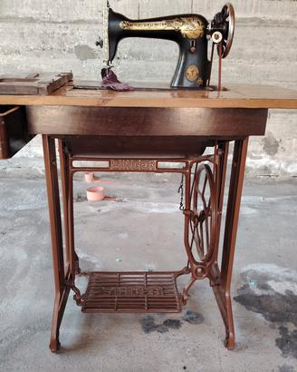macchina da cucire Singer vintage 