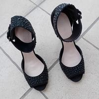 sandalo nero-perline nere e laccetto n. 37 belle 