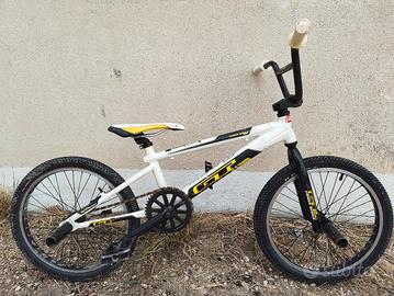 Bici BMX GT Power Series Pro