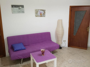 Monolocale arredato in centro