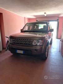 Land Rover Discovery 4 