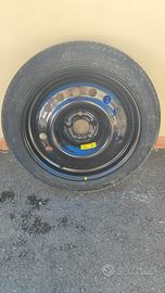 Ruotino di scorta con portagomma e crick