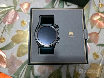 smartwatc Huawei GT titanium  cinturino verde