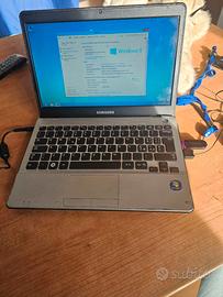 notebook 11.6  4 gb ram 500 hhd windows 8