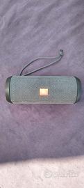 JBL essential flip 2