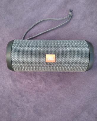 JBL essential flip 2