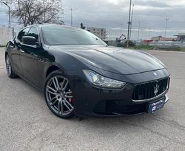 MASERATI Ghibli V6 Diesel + Tetto