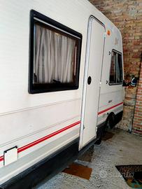 Camper Mercedes Mirage MB100D
