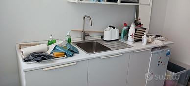 CUCINA  E FRIGO NUOVI