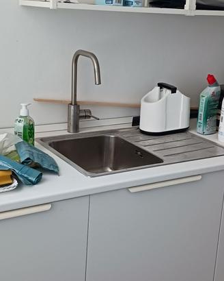 CUCINA  E FRIGO NUOVI