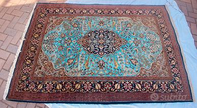Tappeto persiano di grandi dimensioni
