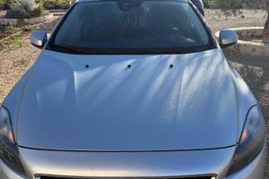 VOLVO V40 D2 2014 – LAVORI GIÀ ESEGUITI – 2500€