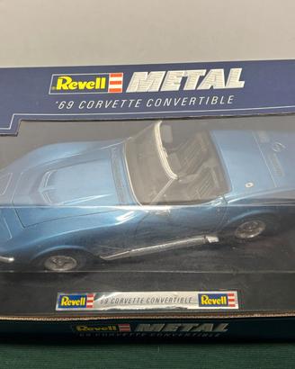 Corvette Convertible '69 Revell Metal 1:18 Die-cas
