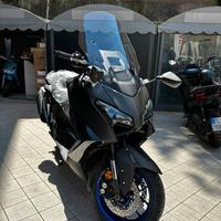 Yamaha Tmax 560
