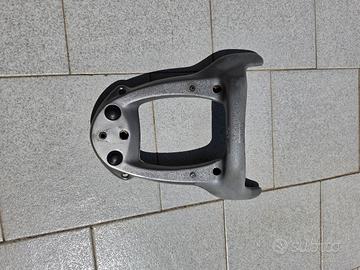 maniglia portapacchi Aprilia Scarabeo 50