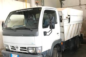 Autocarro per raccolta rifiuti, patente B