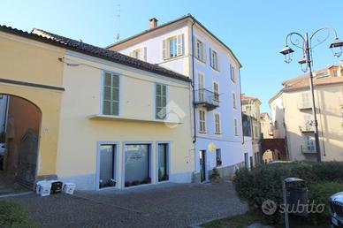 3 LOCALI A ACQUI TERME
