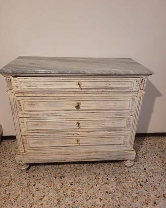 Cassettiera