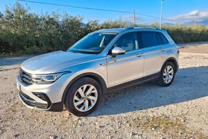 VOLKSWAGEN TIGUAN 2.0 TDI DSG ELEGANCE 2022