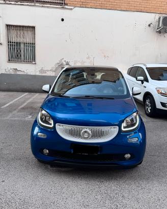smart fourfour 1000 benzina
