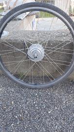 ruota anteriore e bike