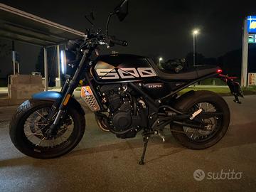 Brixton Crossfire 500X (Terminale ARROW)