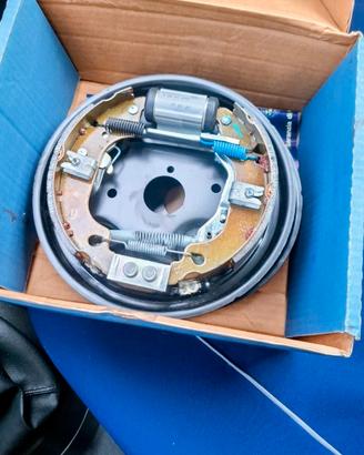 Kit freni completo ganasce freni fiat punto 188