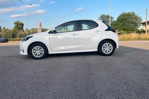 Toyota Yaris 1.5 Hybrid 5 porte Active