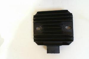 RADDRIZZATORE REGOLATORE DI TENSIONE SUZUKI USATO