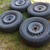 gomme invernali  MOMO  195/65/15   91H