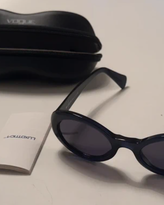 occhiali da sole Vogue modello VO 2167