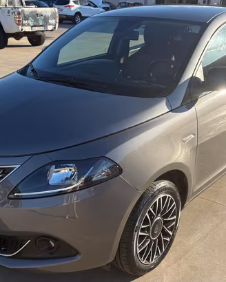 LANCIA Ypsilon 1.0 FireFly 5 porte S&S Hybrid Go