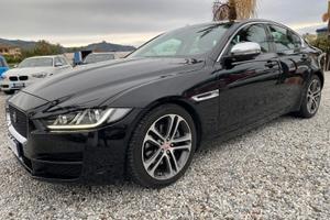 Jaguar XE, automatica