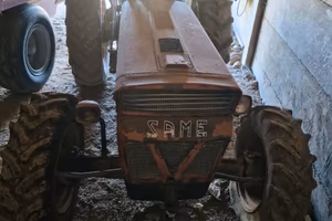 trattore ruote centauro