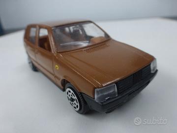 Modellino vintage FIAT UNO 1a serie - scala 1/43