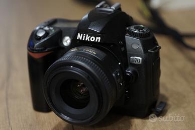 Relfex Nikon D70 ccd - 9900 scatti!