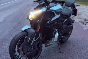 CFMoto 675NK Come nuova Garanzia 5 Anni