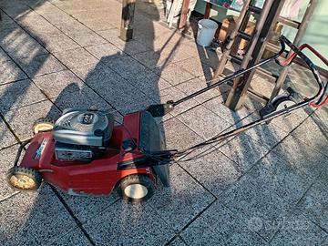 Rasaerba con trazione usato poco 