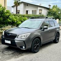 Subaru Forester 2.0 CVT XT 241cv