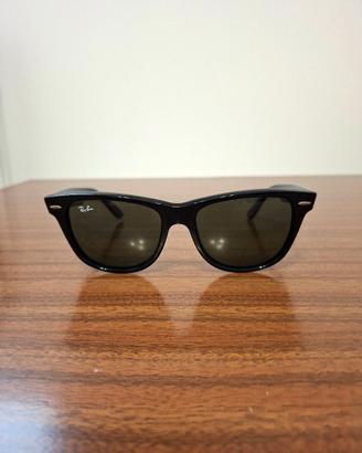 Ray-Ban Wayfarer RB2140