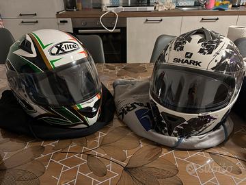 Coppia caschi X-lite e Shark