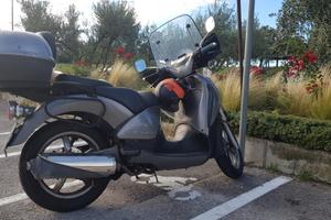 SCARABEO GT 250 APRILIA