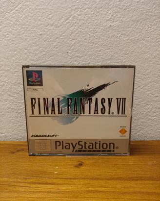 Final Fantasy VII (PlayStation 1) leggi descrizion