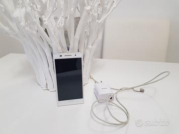 cellulare Hawei Ascend p 6 in perfette condizioni 
