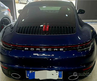 Porsche 911 992 s